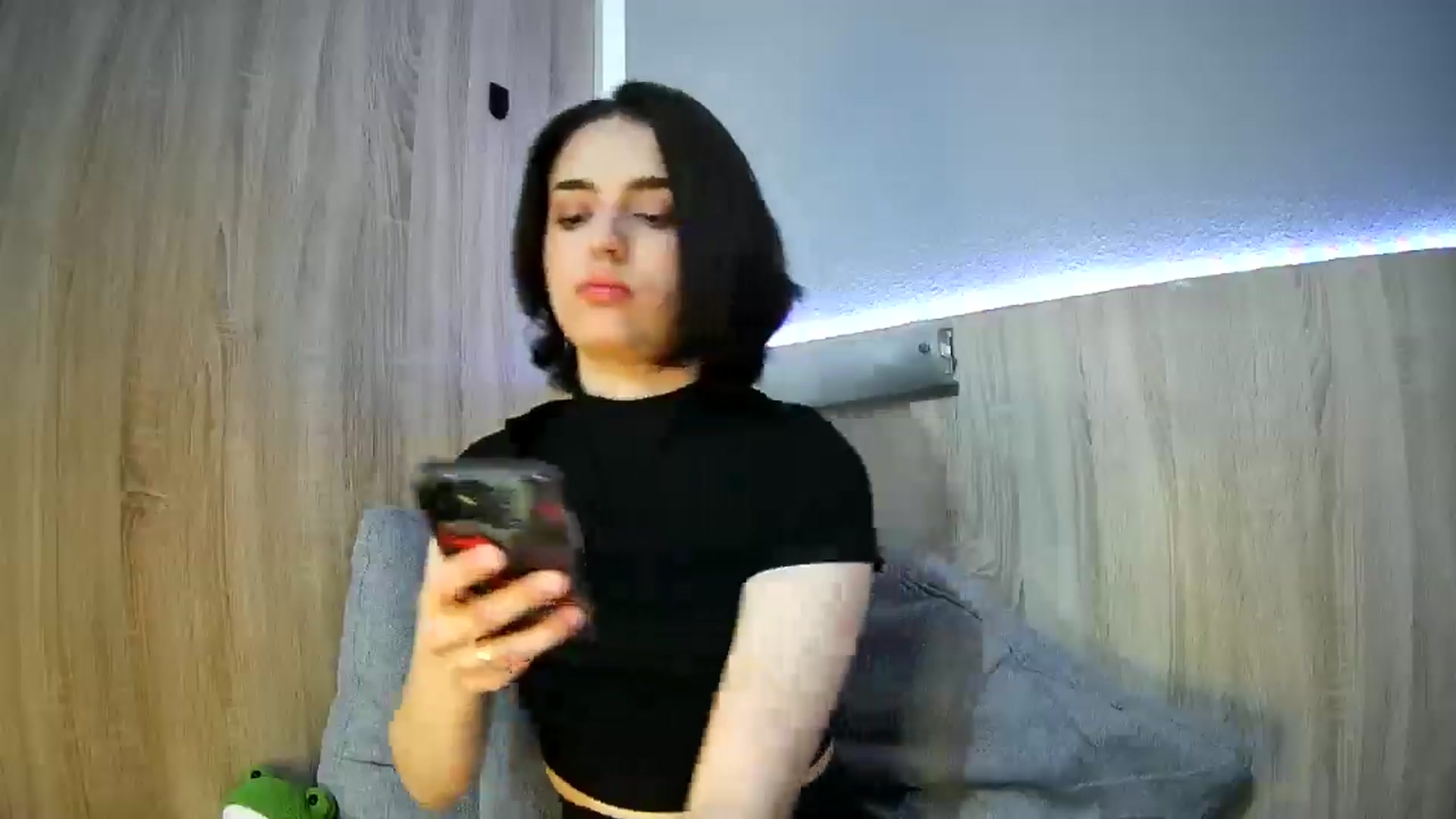 Gallery image thumbnail from Spicy_X's myfreecams stream on, 05/18/2025, 17:30 image 13 of 20