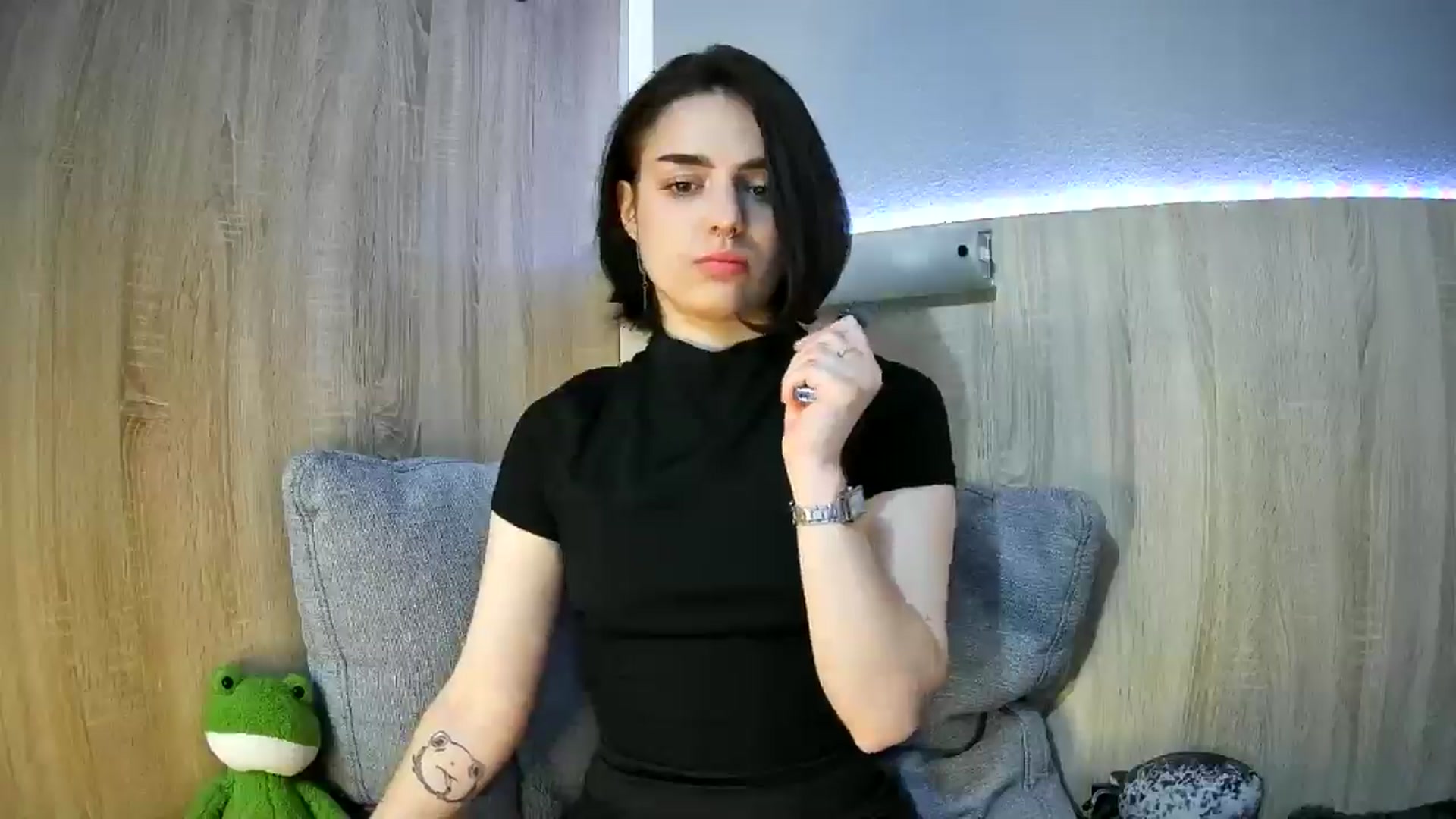 Gallery image thumbnail from Spicy_X's myfreecams stream on, 05/20/2025, 17:57 image 2 of 20