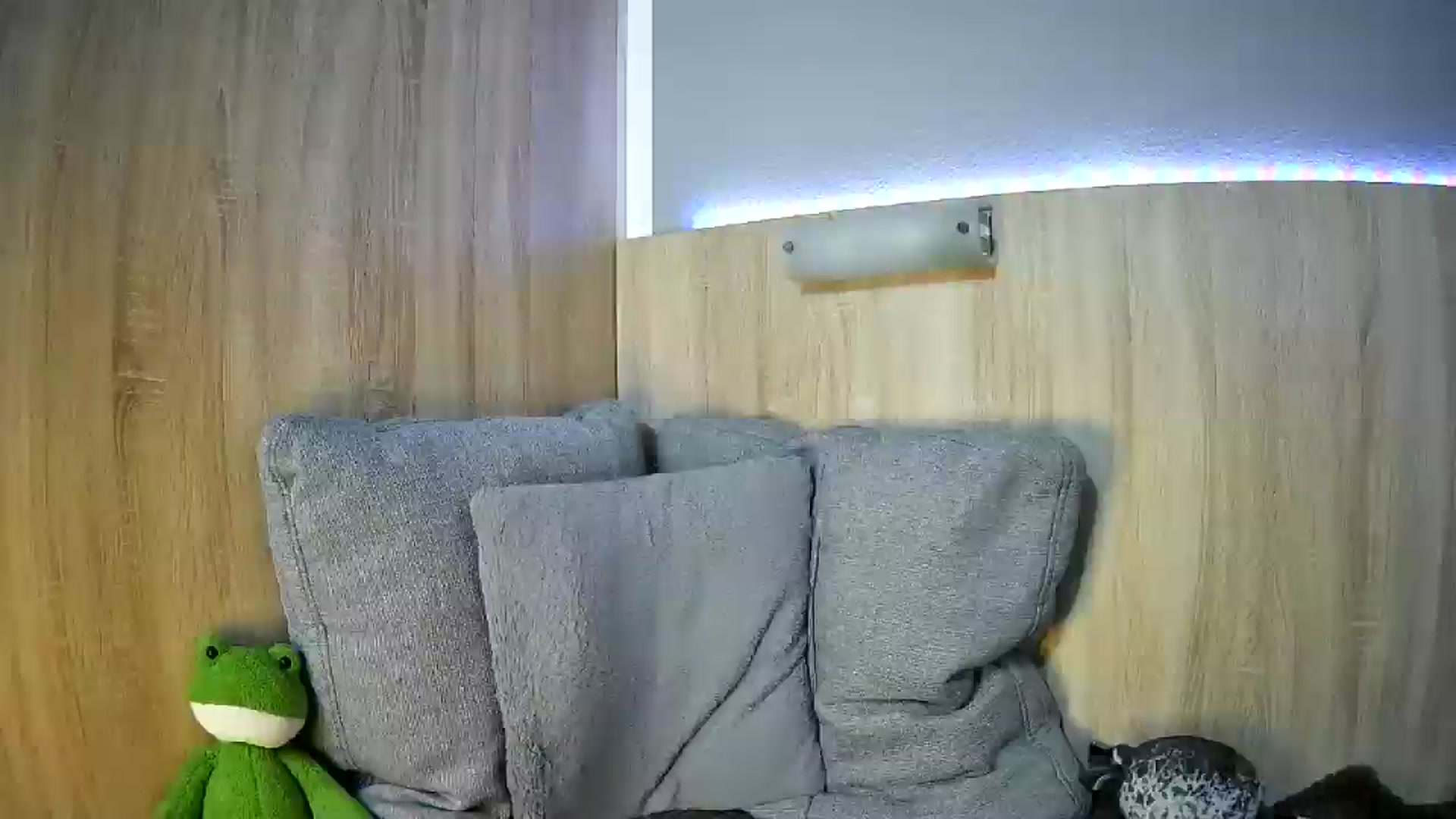 Gallery image thumbnail from Spicy_X's myfreecams stream on, 05/20/2025, 18:30 image 12 of 20