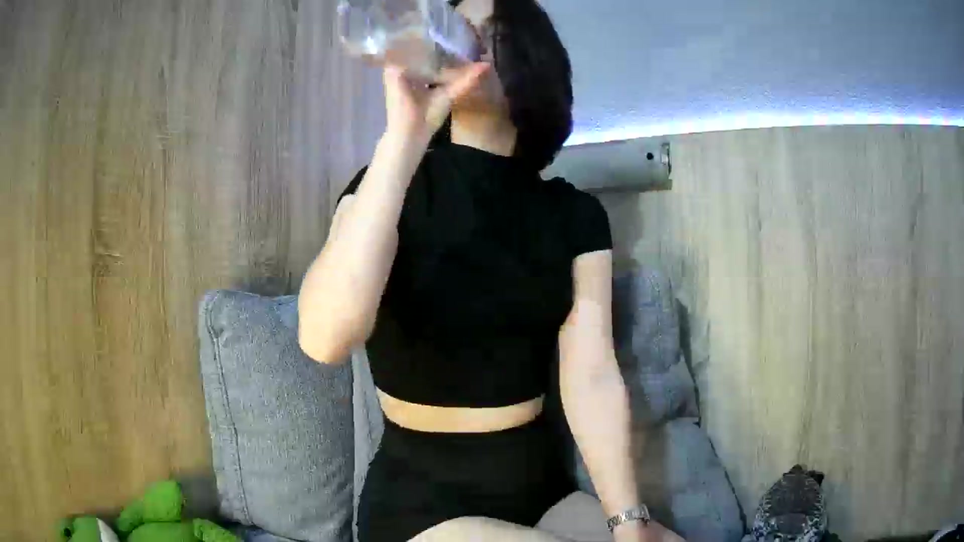 Gallery image thumbnail from Spicy_X's myfreecams stream on, 05/20/2025, 20:15 image 10 of 20