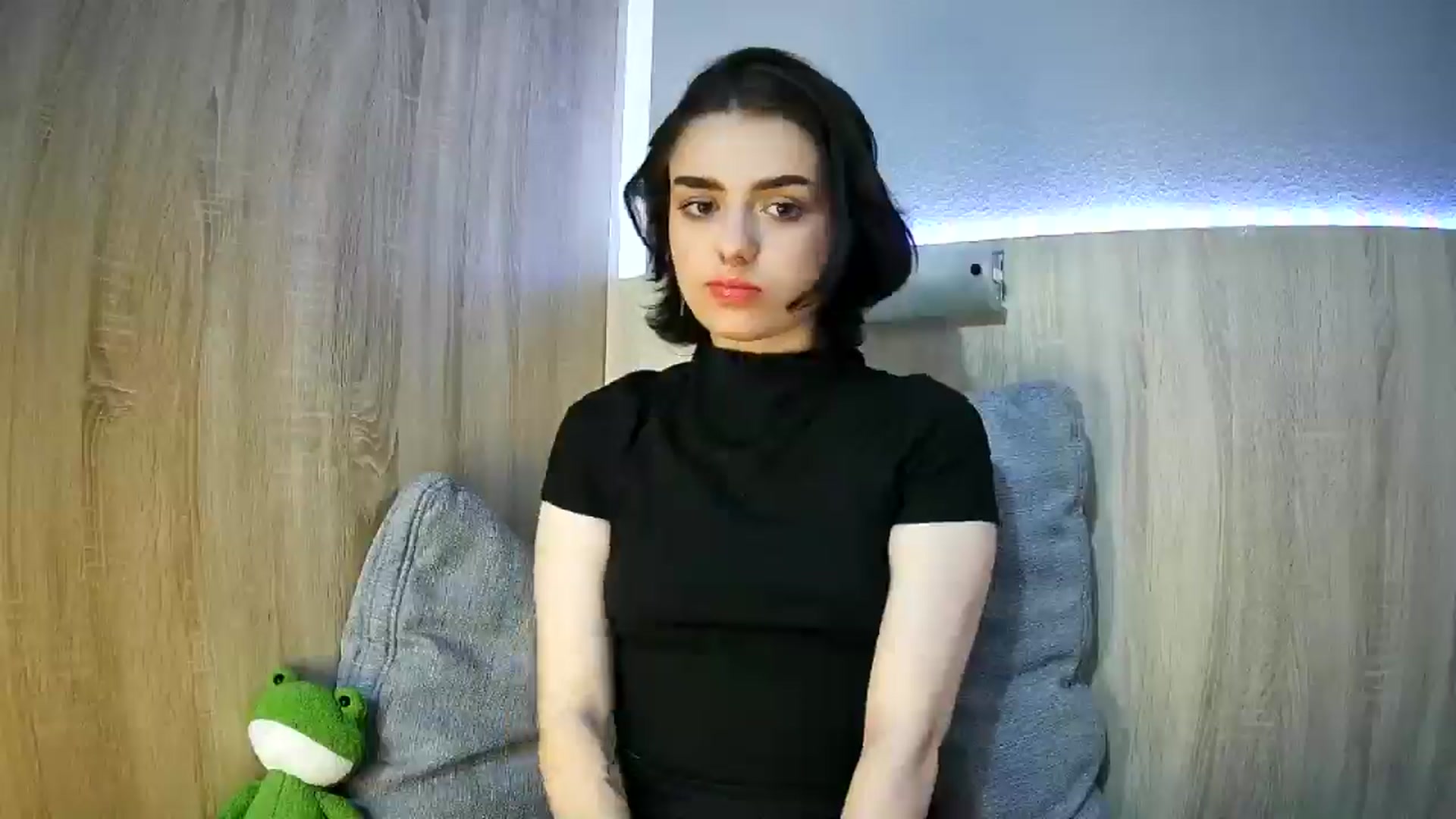 Gallery image thumbnail from Spicy_X's myfreecams stream on, 05/25/2025, 18:33 image 11 of 20