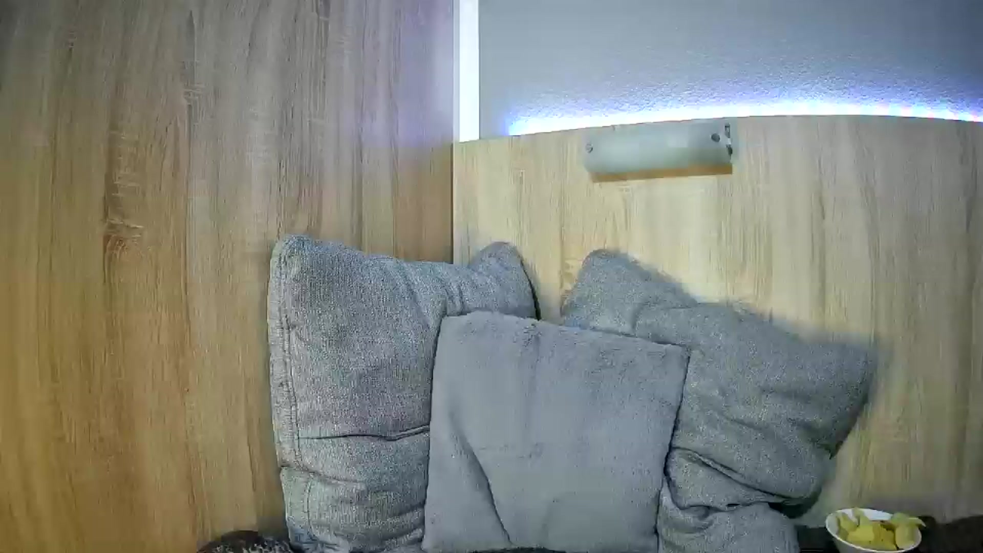 Gallery image thumbnail from Spicy_X's myfreecams stream on, 05/27/2025, 19:08 image 18 of 20