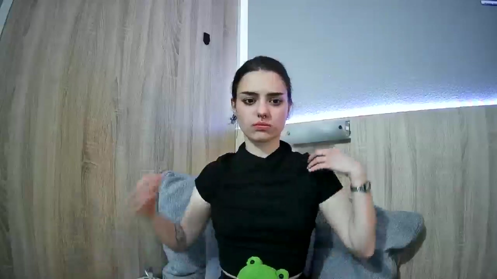 Gallery image thumbnail from Spicy_X's myfreecams stream on, 06/02/2025, 16:48 image 15 of 20