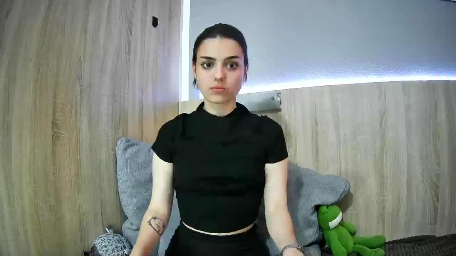 Gallery image thumbnail from Spicy_X's myfreecams stream on, 06/02/2025, 16:48 image 10 of 20