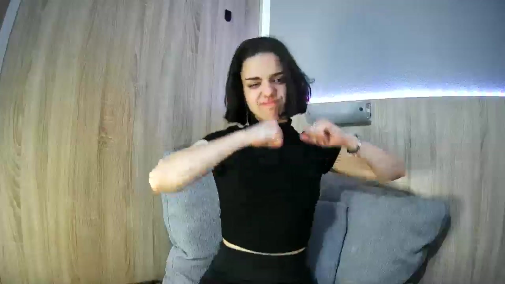 Gallery image thumbnail from Spicy_X's myfreecams stream on, 06/02/2025, 18:30 image 2 of 20