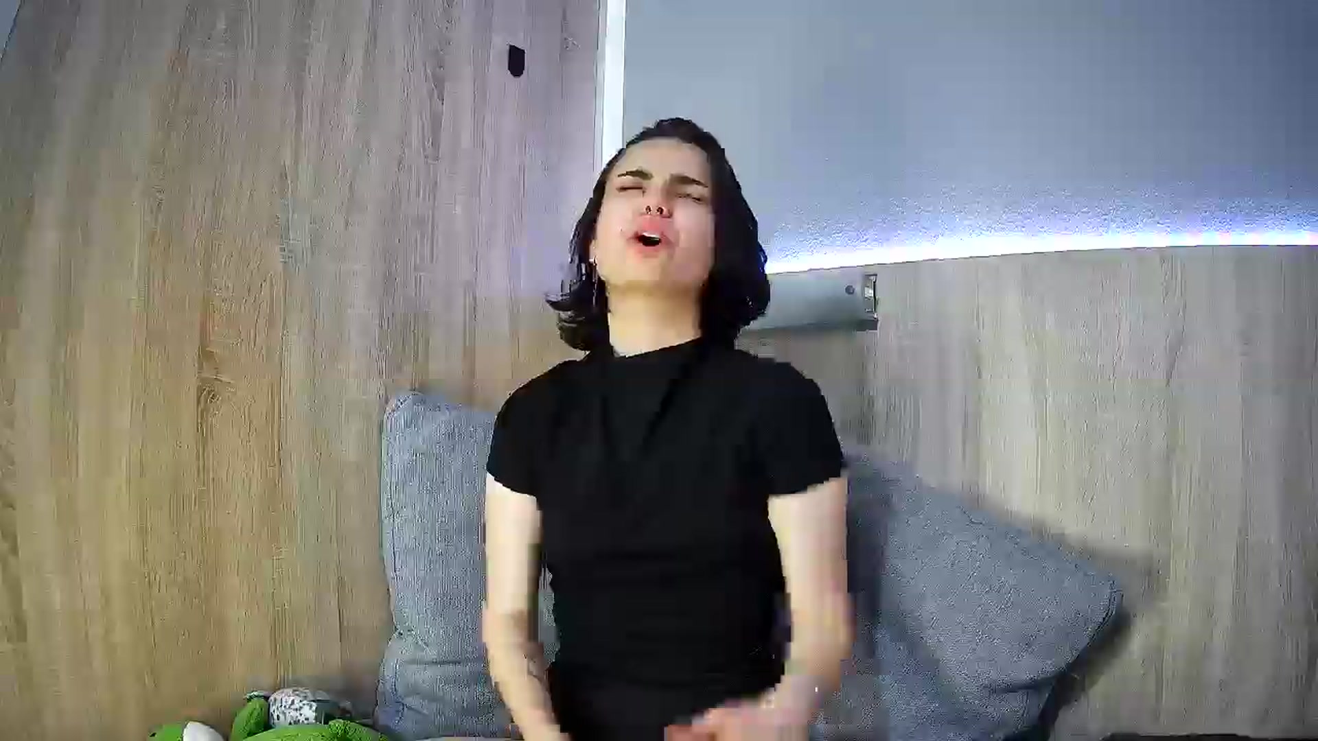 Gallery image thumbnail from Spicy_X's myfreecams stream on, 06/02/2025, 18:30 image 19 of 20