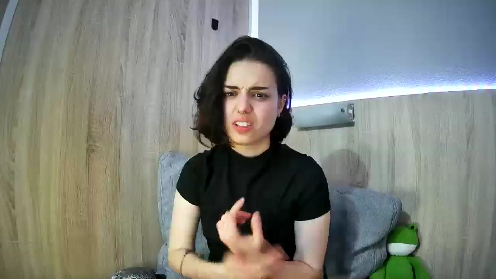Gallery image thumbnail from Spicy_X's myfreecams stream on, 06/02/2025, 18:59 image 19 of 20