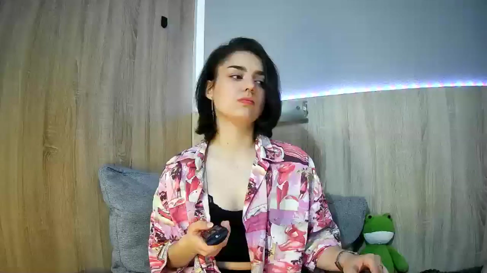 Gallery image thumbnail from Spicy_X's myfreecams stream on, 06/07/2025, 16:45 image 1 of 20