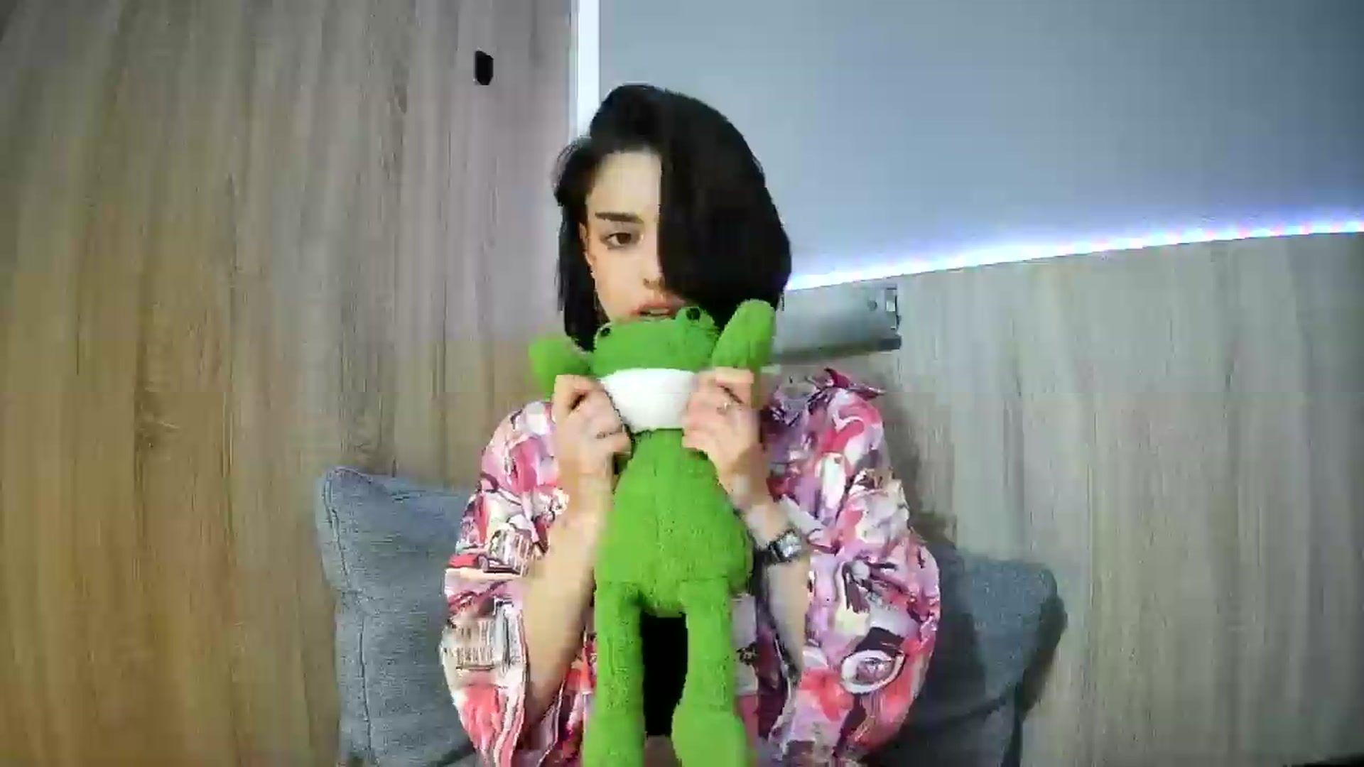 Gallery image thumbnail from Spicy_X's myfreecams stream on, 06/07/2025, 18:09 image 20 of 20