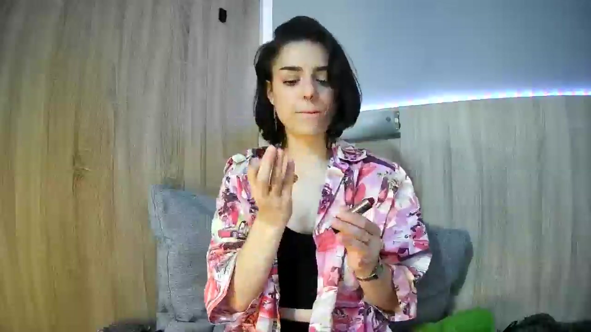 Gallery image thumbnail from Spicy_X's myfreecams stream on, 06/07/2025, 18:09 image 12 of 20