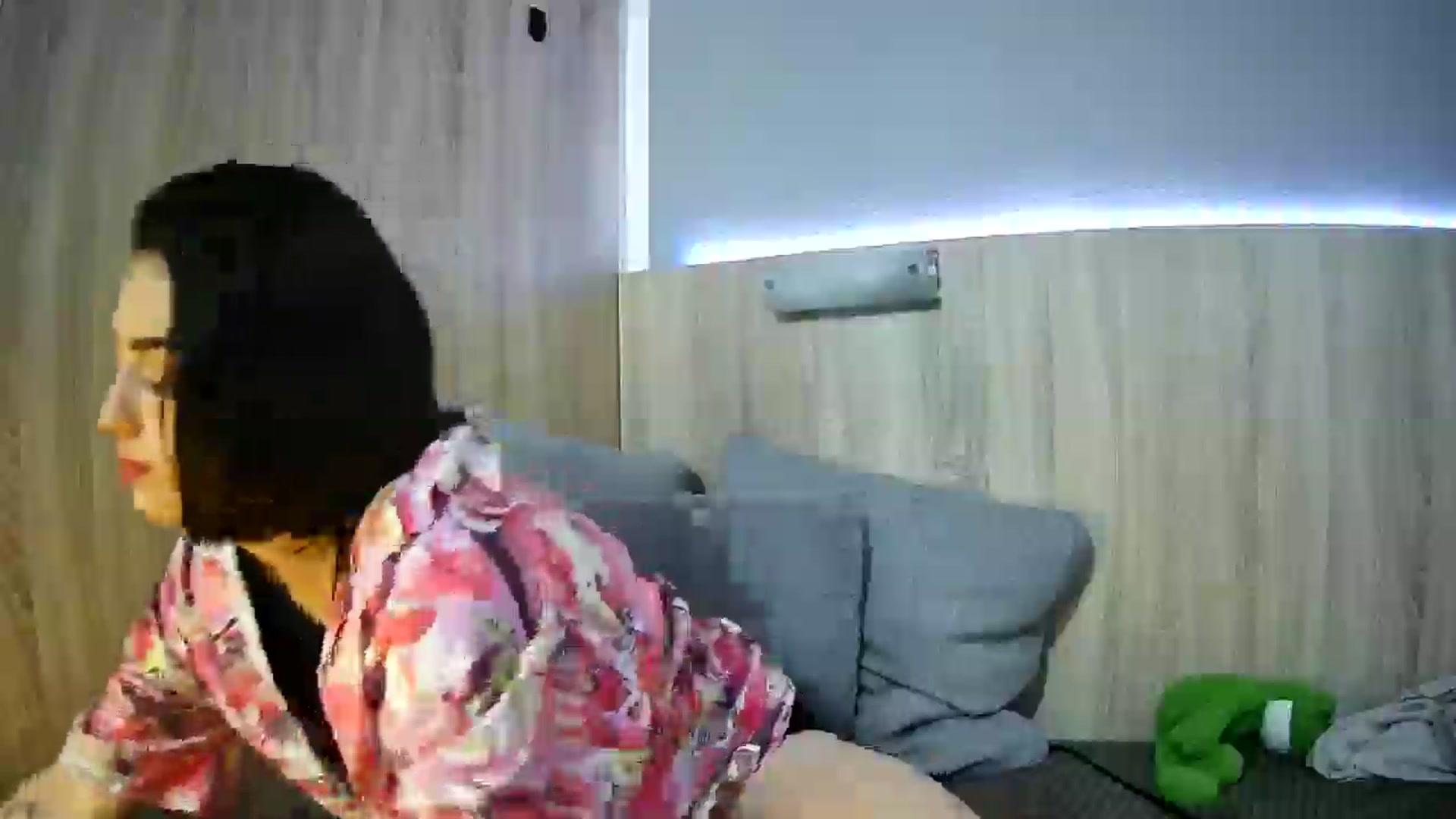 Gallery image thumbnail from Spicy_X's myfreecams stream on, 06/09/2025, 18:13 image 13 of 20