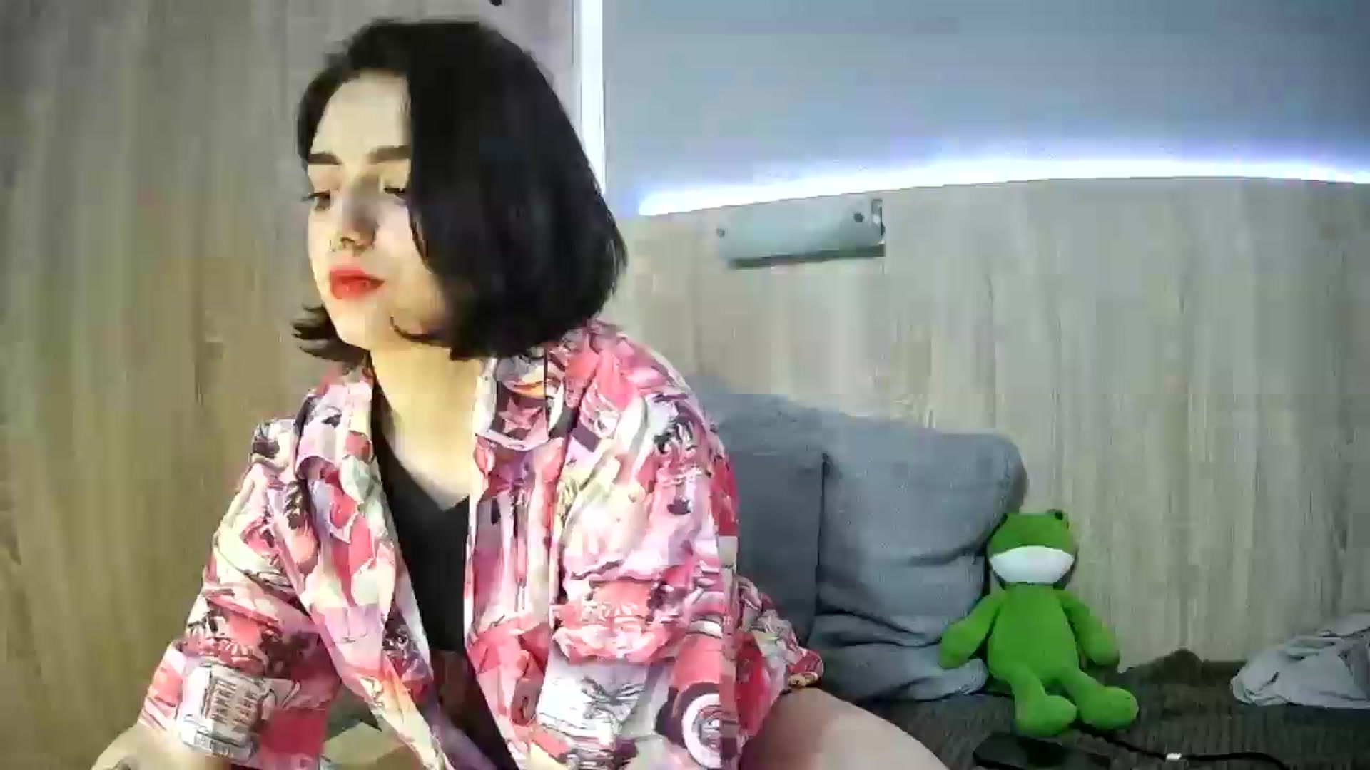 Gallery image thumbnail from Spicy_X's myfreecams stream on, 06/09/2025, 18:45 image 17 of 20