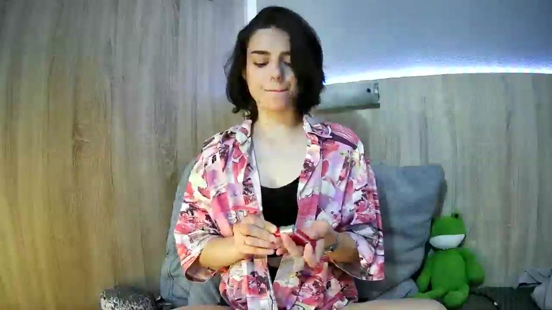 Gallery image thumbnail from Spicy_X's myfreecams stream on, 06/14/2025, 17:50 image 7 of 20