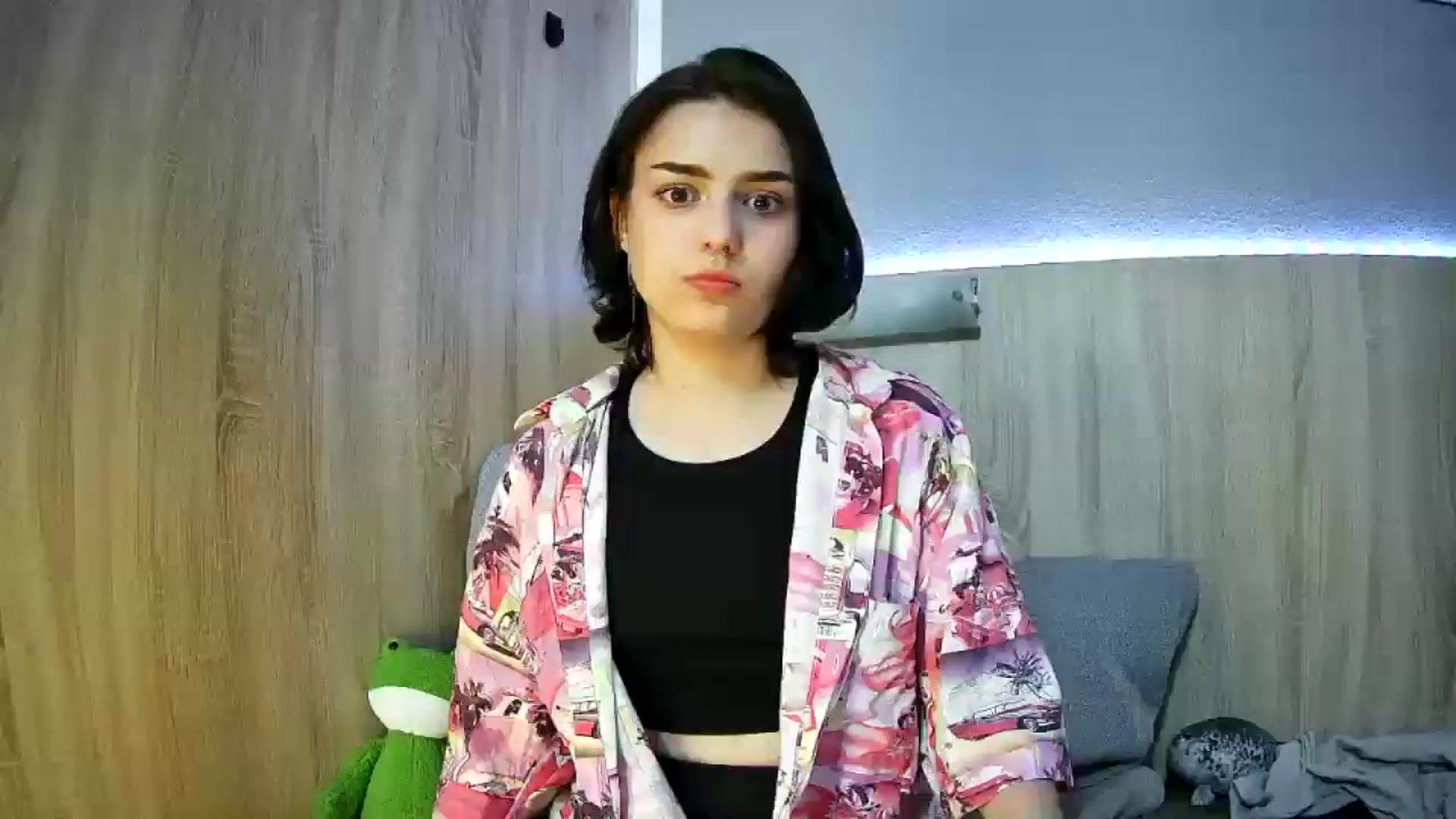 Gallery image thumbnail from Spicy_X's myfreecams stream on, 06/16/2025, 19:05 image 8 of 20