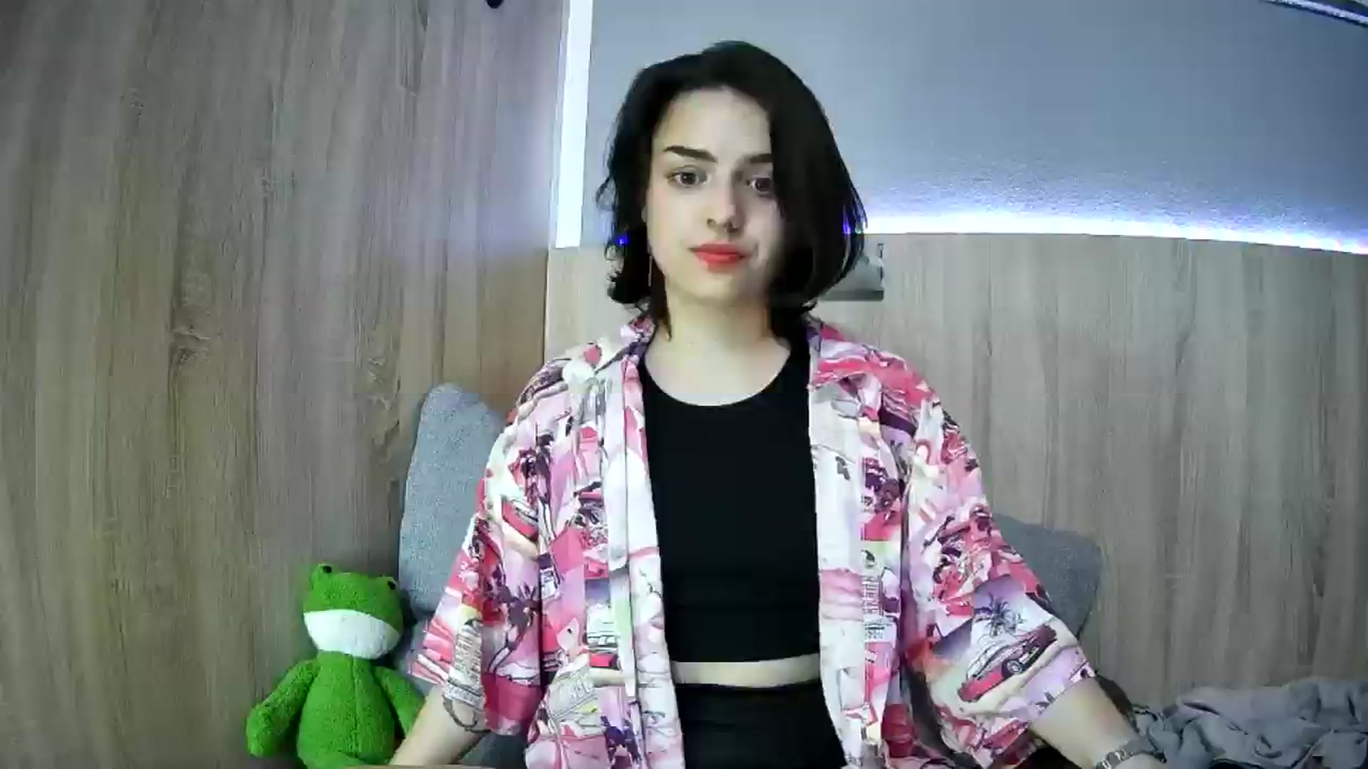 Gallery image thumbnail from Spicy_X's myfreecams stream on, 06/16/2025, 20:33 image 2 of 20