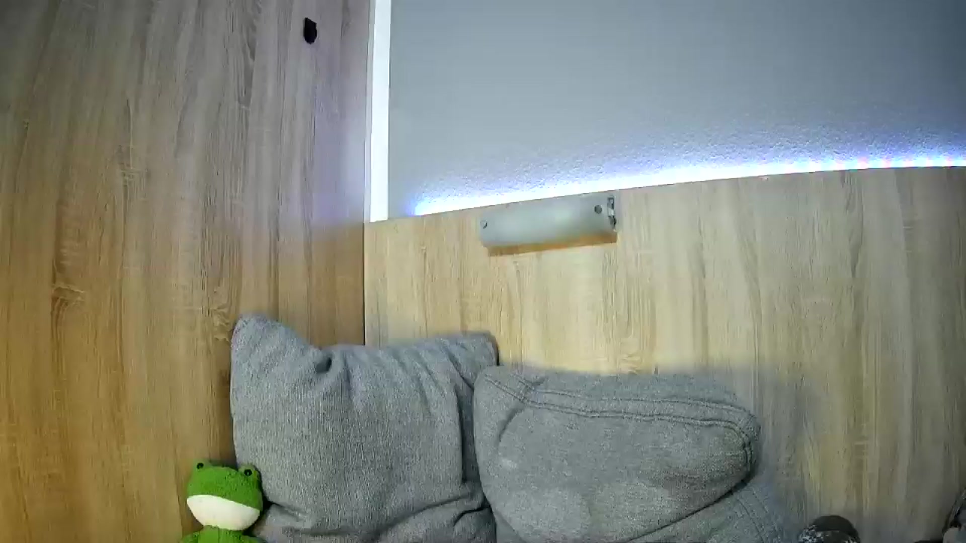 Gallery image thumbnail from Spicy_X's myfreecams stream on, 06/17/2025, 20:20 image 17 of 20