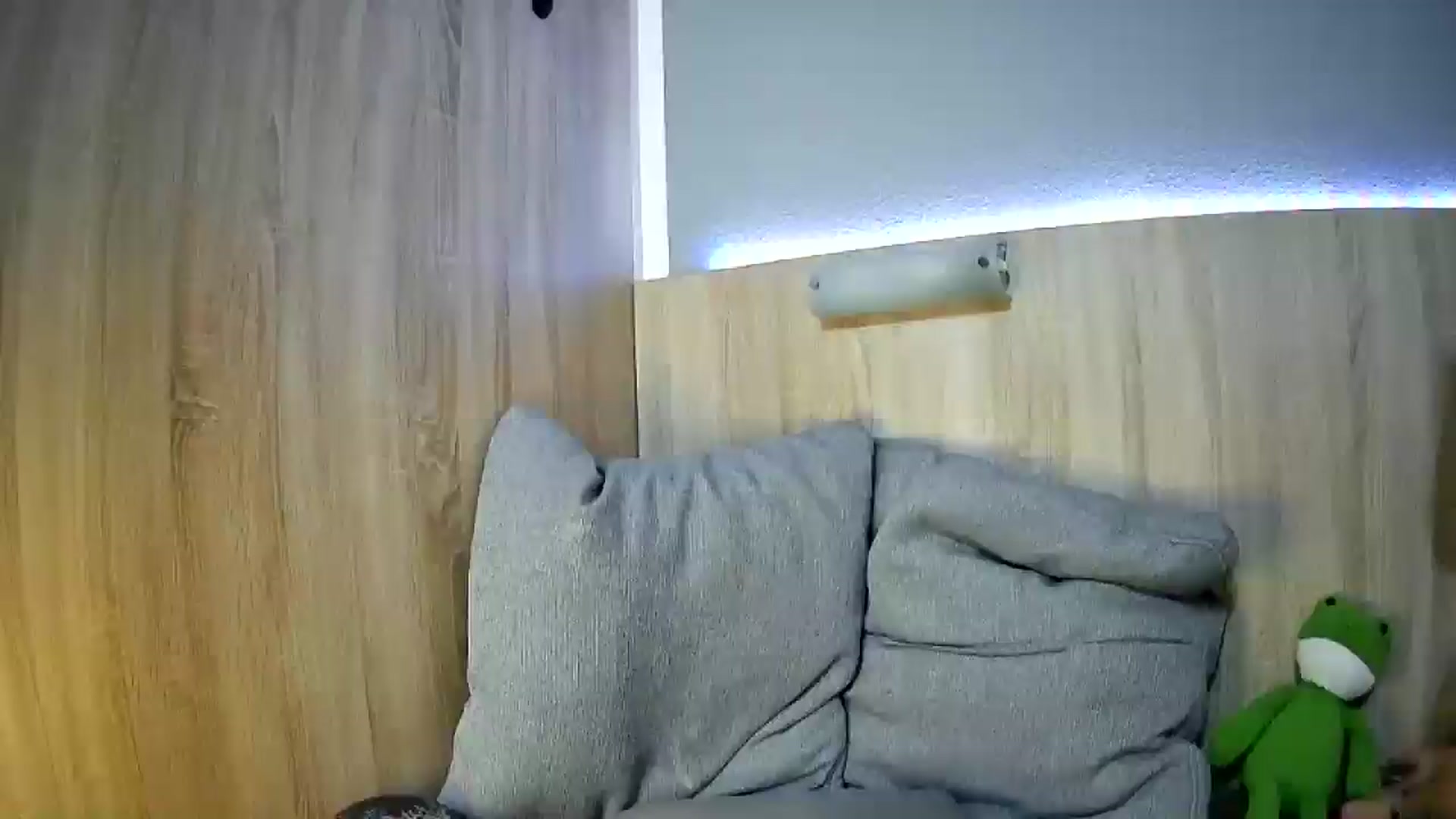 Gallery image thumbnail from Spicy_X's myfreecams stream on, 06/23/2025, 18:13 image 16 of 20