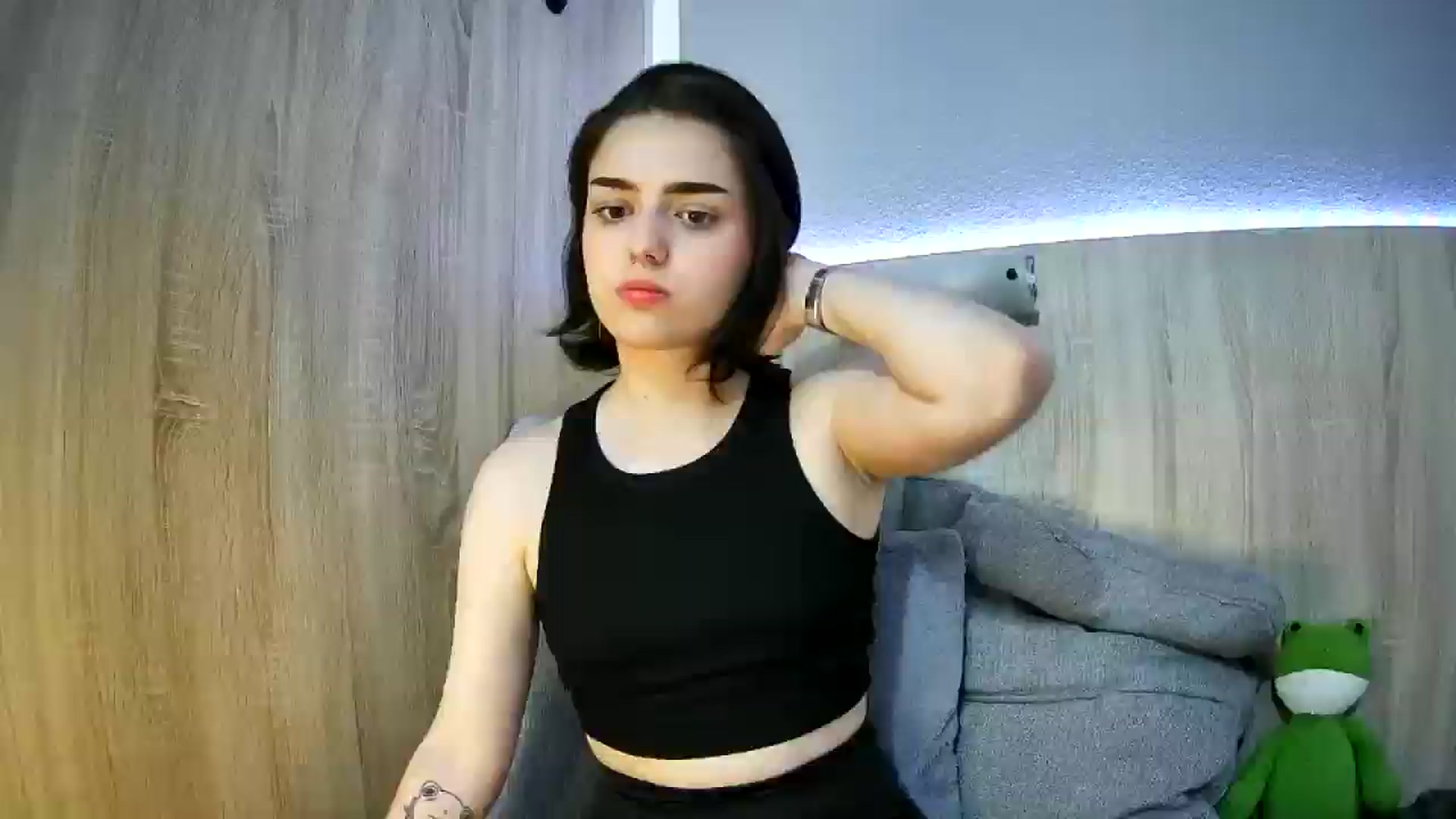 Gallery image thumbnail from Spicy_X's myfreecams stream on, 06/23/2025, 18:13 image 20 of 20