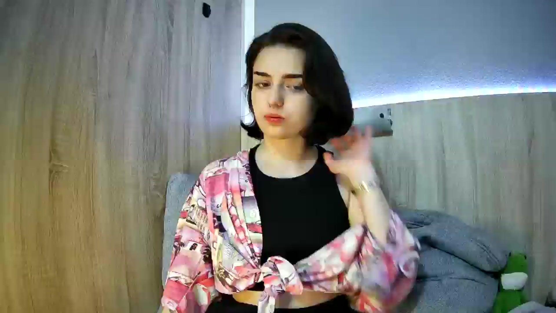 Gallery image thumbnail from Spicy_X's myfreecams stream on, 06/23/2025, 20:02 image 13 of 20