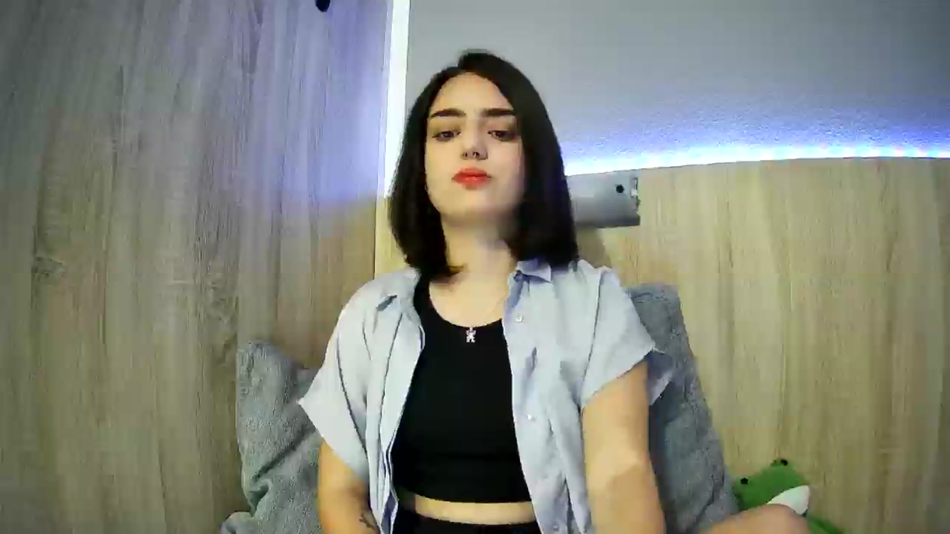 Gallery image thumbnail from Spicy_X's myfreecams stream on, 09/23/2025, 19:20 image 15 of 20