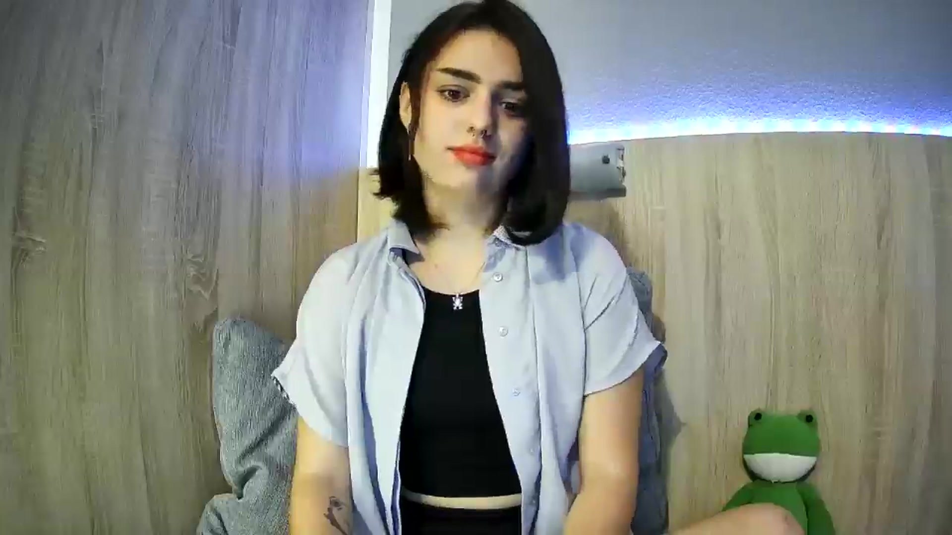 Gallery image thumbnail from Spicy_X's myfreecams stream on, 09/23/2025, 19:41 image 16 of 20