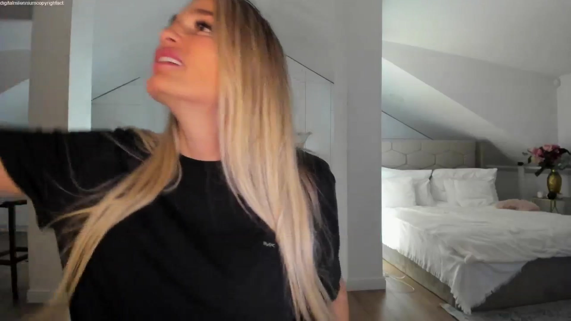 Gallery image thumbnail from Spicyqueen87's myfreecams stream on, 12/30/2025, 01:42 image 19 of 20