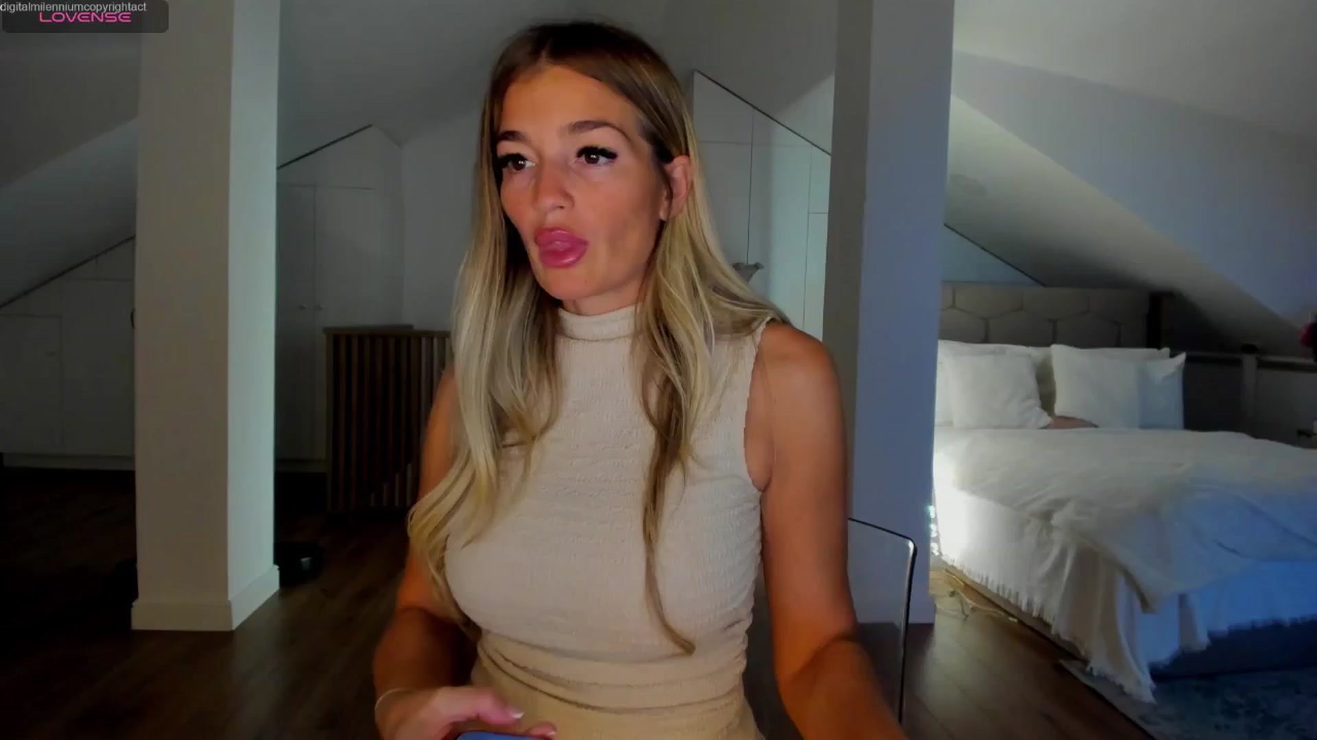 Gallery image thumbnail from Spicyqueen87's myfreecams stream on, 04/23/2026, 01:19 image 14 of 20