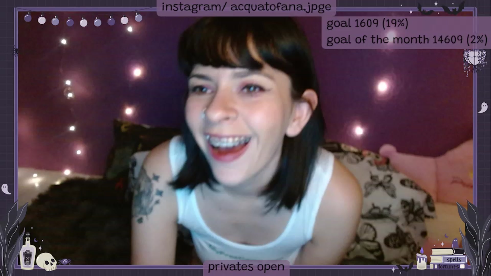 Gallery image thumbnail from Spicywitch's myfreecams stream on, 05/22/2023, 01:56 image 1 of 20