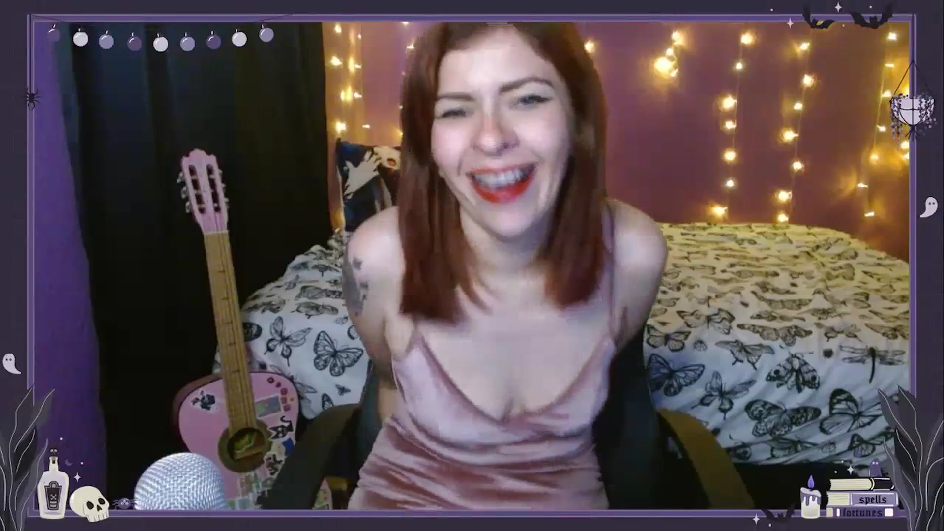 Gallery image thumbnail from Spicywitch's myfreecams stream on, 11/03/2023, 20:03 image 9 of 20