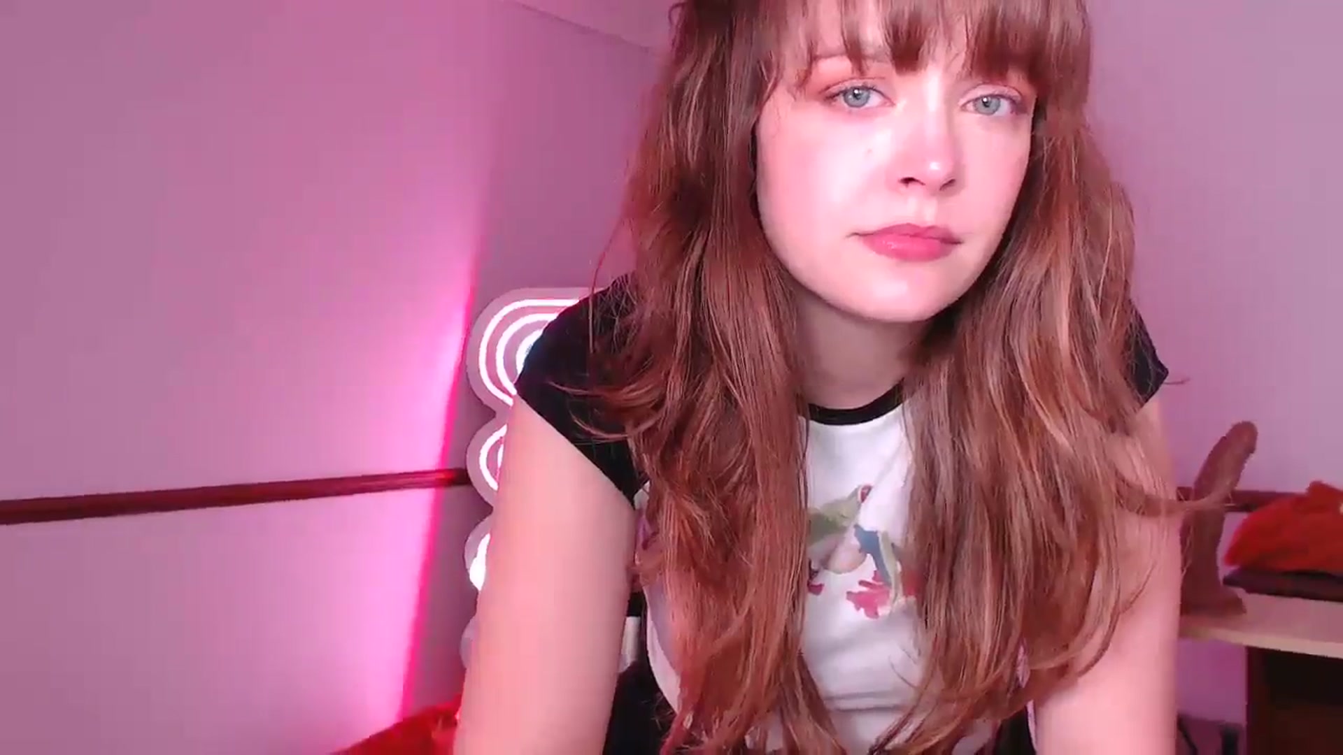 Gallery image thumbnail from SpidersKitty's myfreecams stream on, 05/31/2024, 19:40 image 17 of 20
