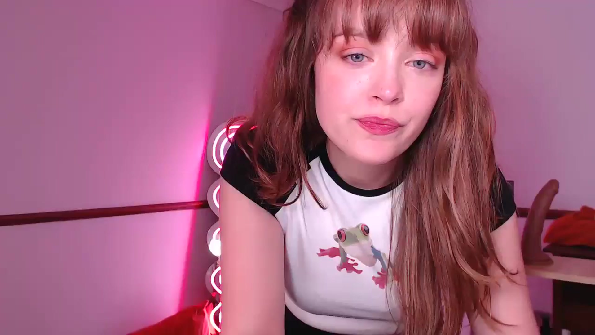 Gallery image thumbnail from SpidersKitty's myfreecams stream on, 05/31/2024, 19:40 image 16 of 20