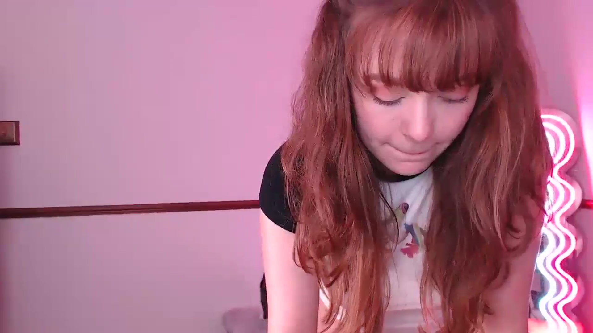 Gallery image thumbnail from SpidersKitty's myfreecams stream on, 05/31/2024, 20:57 image 16 of 20