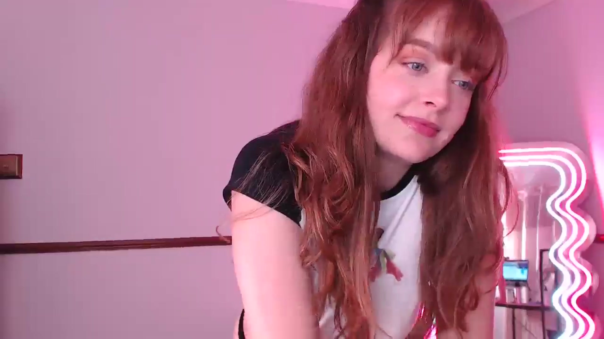 Gallery image thumbnail from SpidersKitty's myfreecams stream on, 05/31/2024, 20:57 image 13 of 20