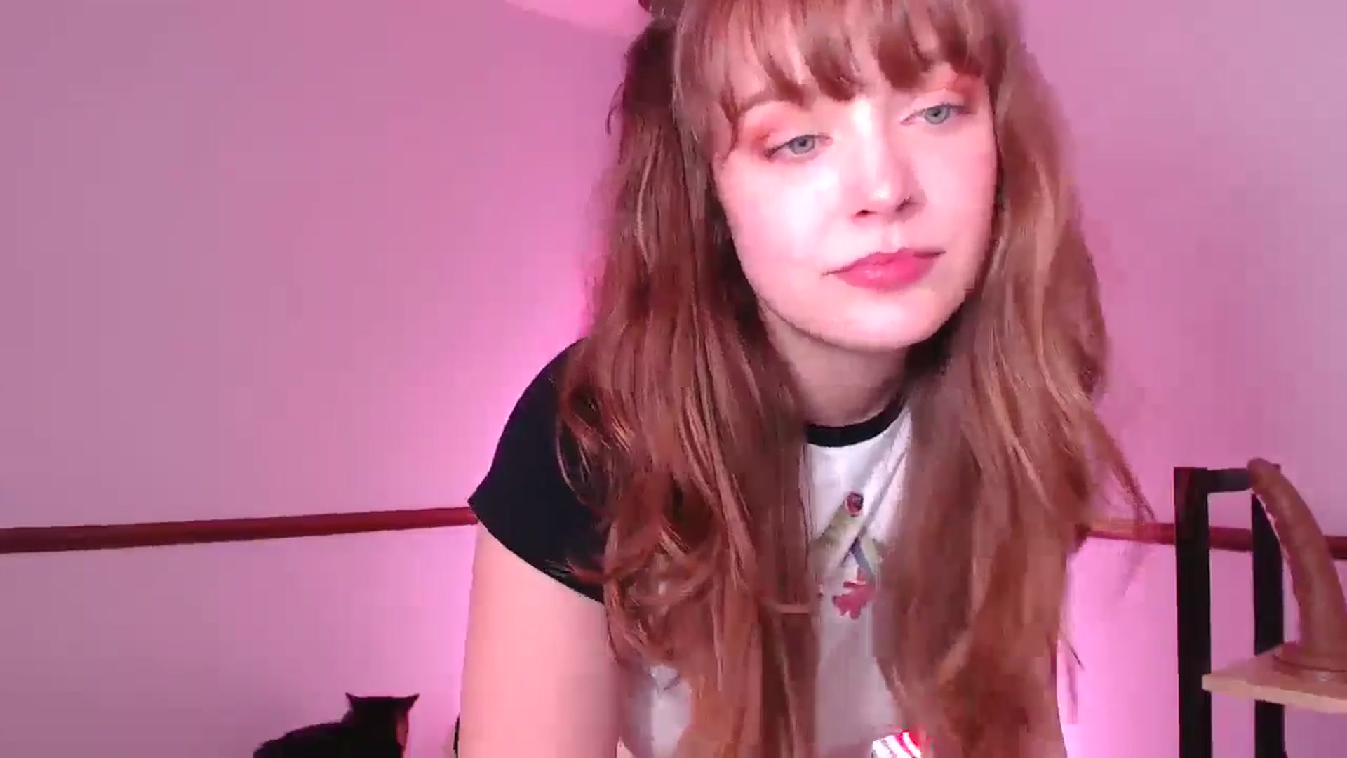 Gallery image thumbnail from SpidersKitty's myfreecams stream on, 05/31/2024, 21:41 image 3 of 20