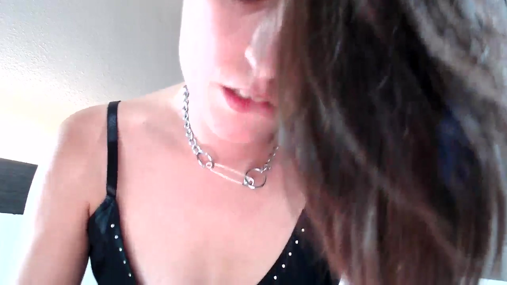 Gallery image thumbnail from SpitQueen's myfreecams stream on, 08/26/2024, 11:28 image 16 of 20