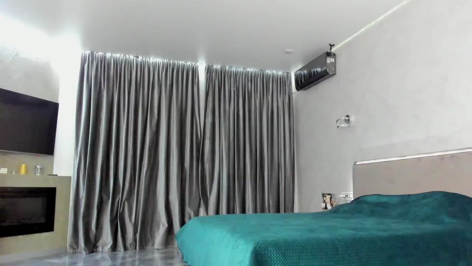 Gallery image thumbnail from SpoilK's myfreecams stream on, 08/12/2024, 18:20 image 16 of 20