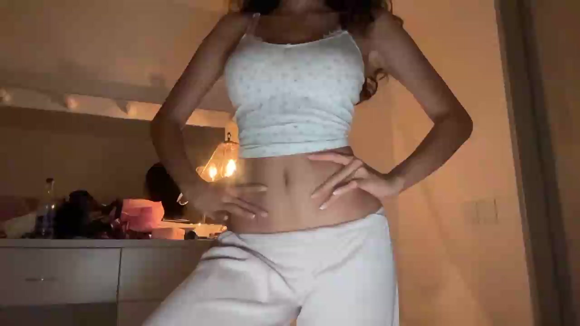 Gallery image thumbnail from SpoiledBirthdayEllie's myfreecams stream on, 08/17/2026, 08:37 image 1 of 20