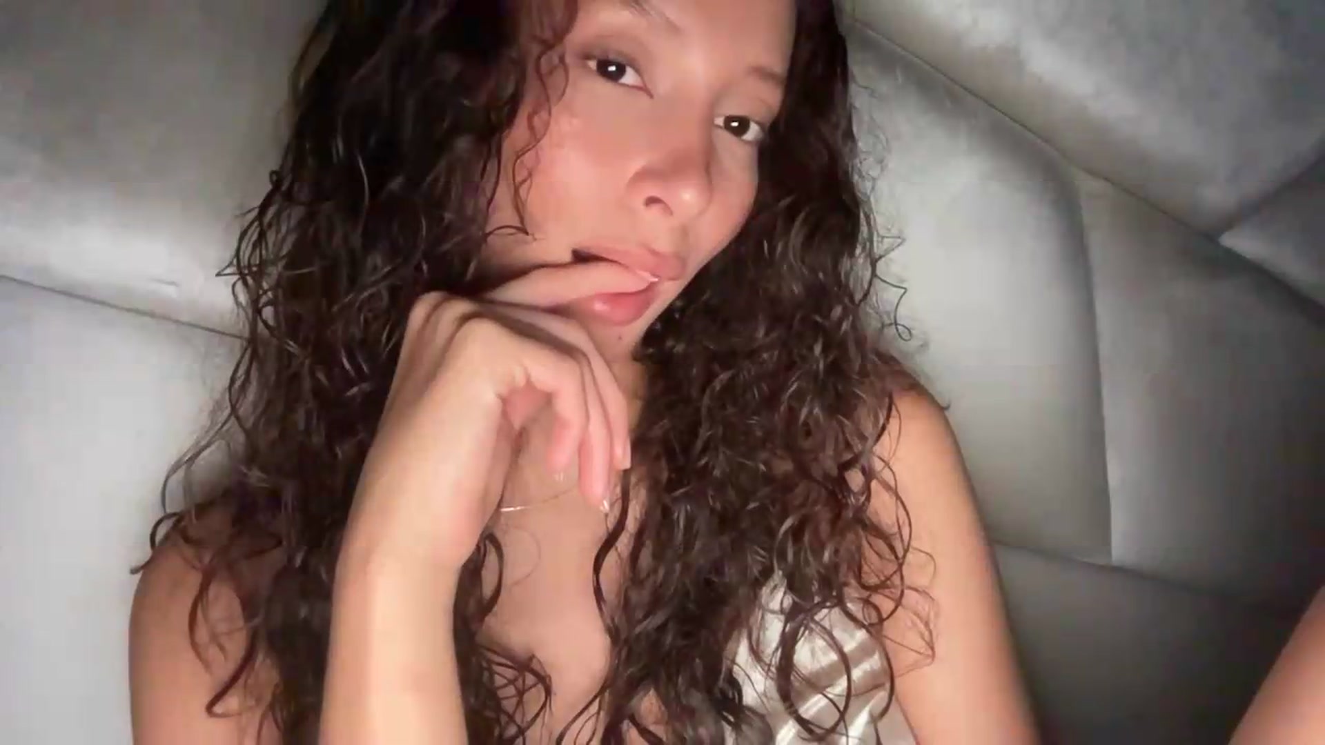 Gallery image thumbnail from SpoiledBirthdayEllie's myfreecams stream on, 08/26/2026, 05:46 image 9 of 20