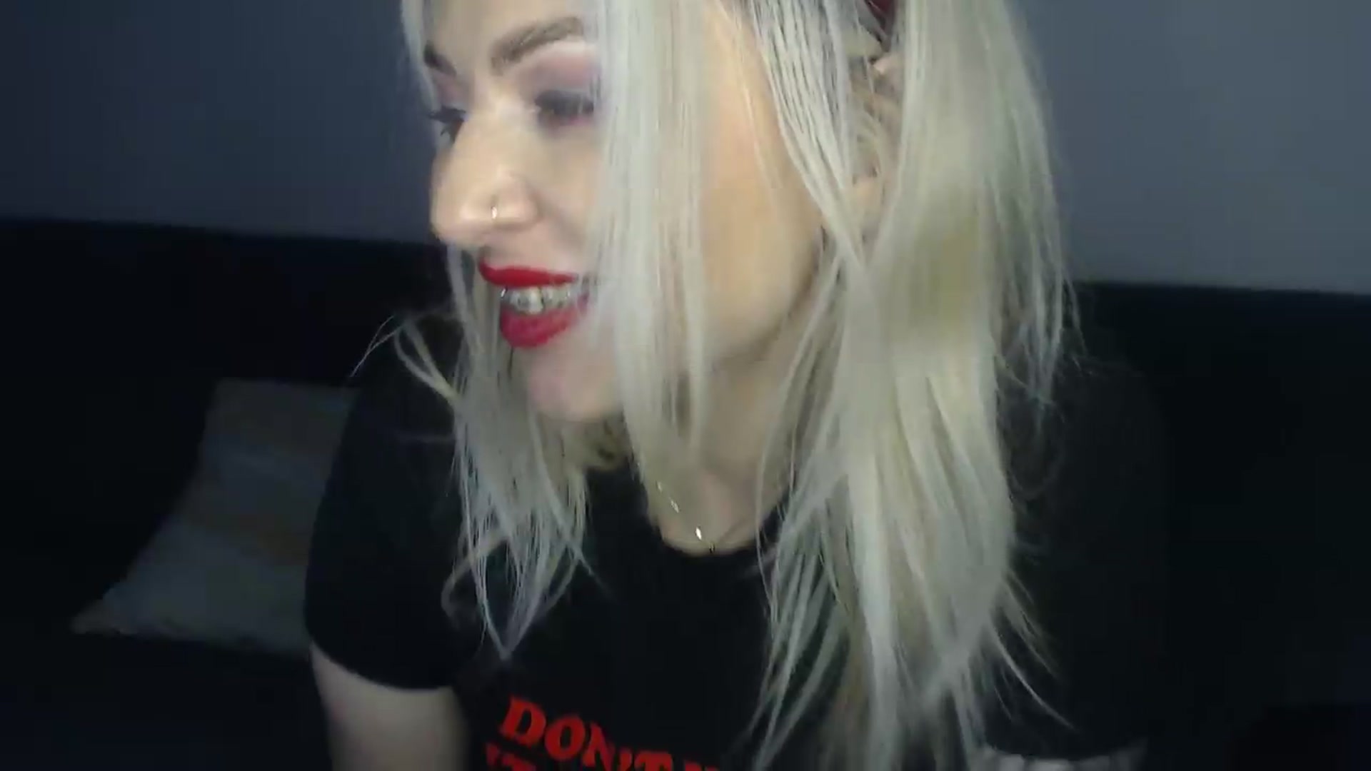 Gallery image thumbnail from SpoiledClaire's myfreecams stream on, 04/27/2026, 23:46 image 5 of 20