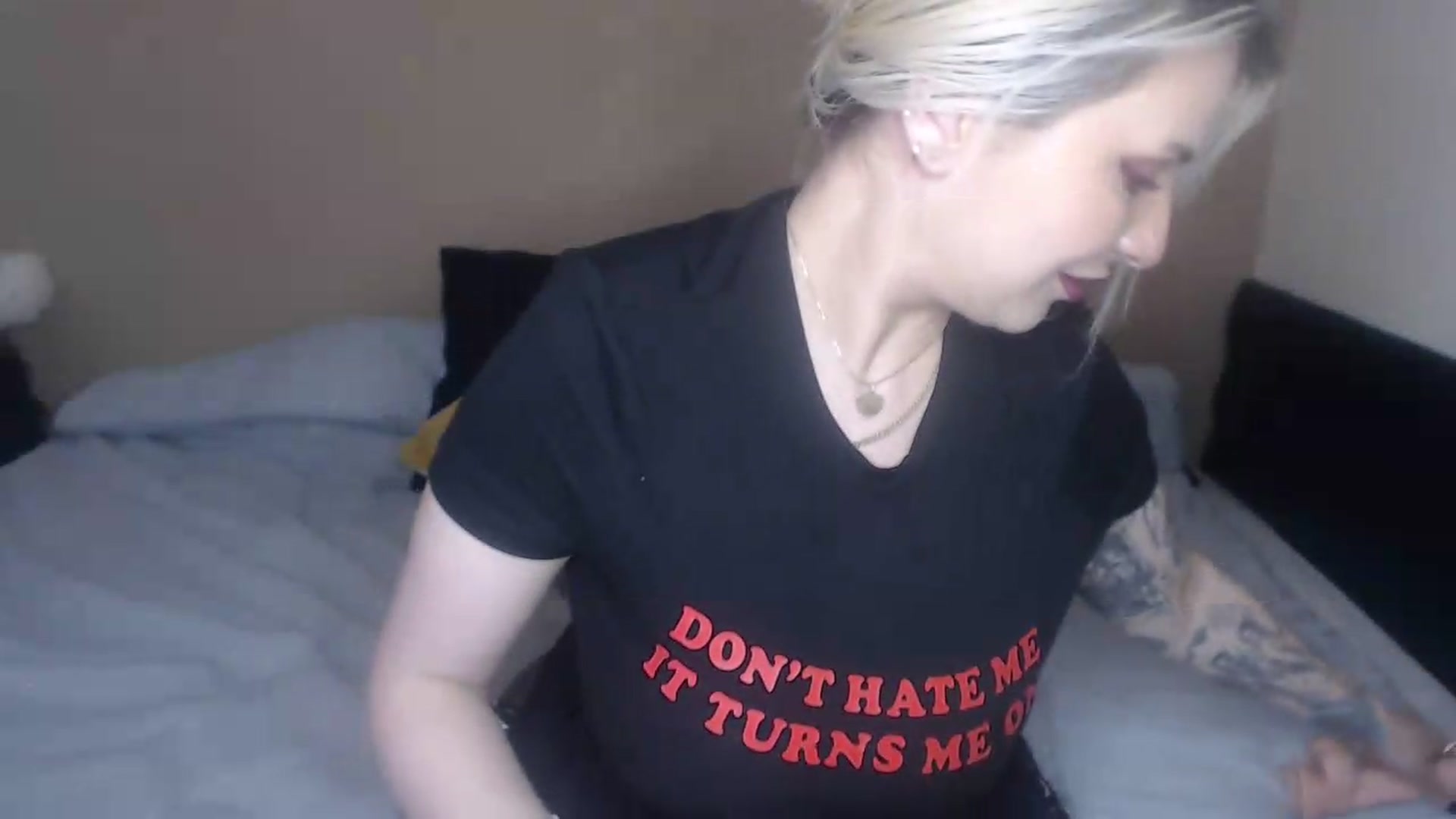 Gallery image thumbnail from SpoiledClaire's myfreecams stream on, 05/31/2026, 18:47 image 3 of 20