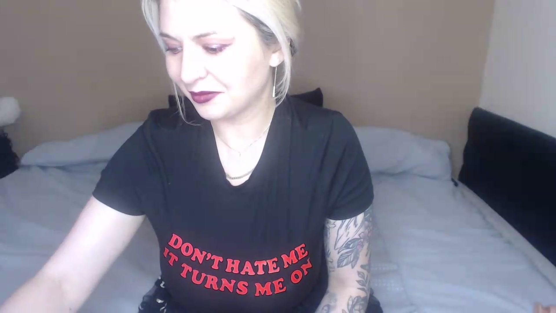 Gallery image thumbnail from SpoiledClaire's myfreecams stream on, 05/31/2026, 18:47 image 9 of 20