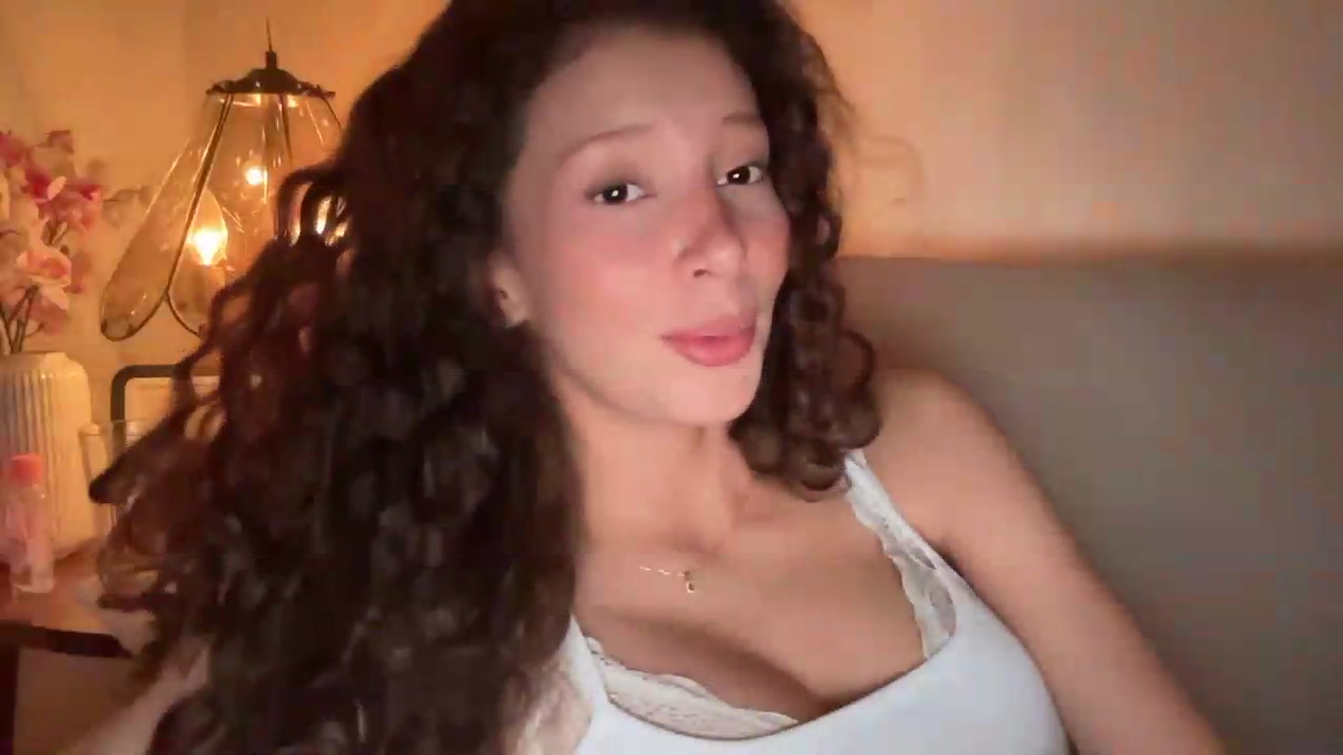 Gallery image thumbnail from SpoiledEllie's myfreecams stream on, 06/29/2026, 08:40 image 2 of 20