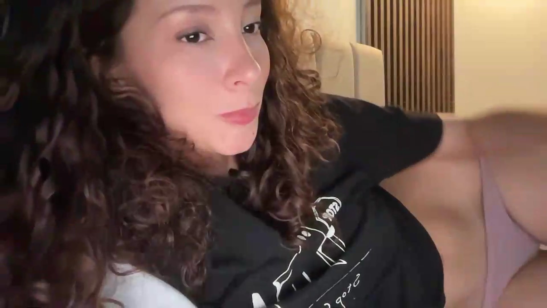 Gallery image thumbnail from SpoiledEllie's myfreecams stream on, 07/04/2026, 05:20 image 19 of 20