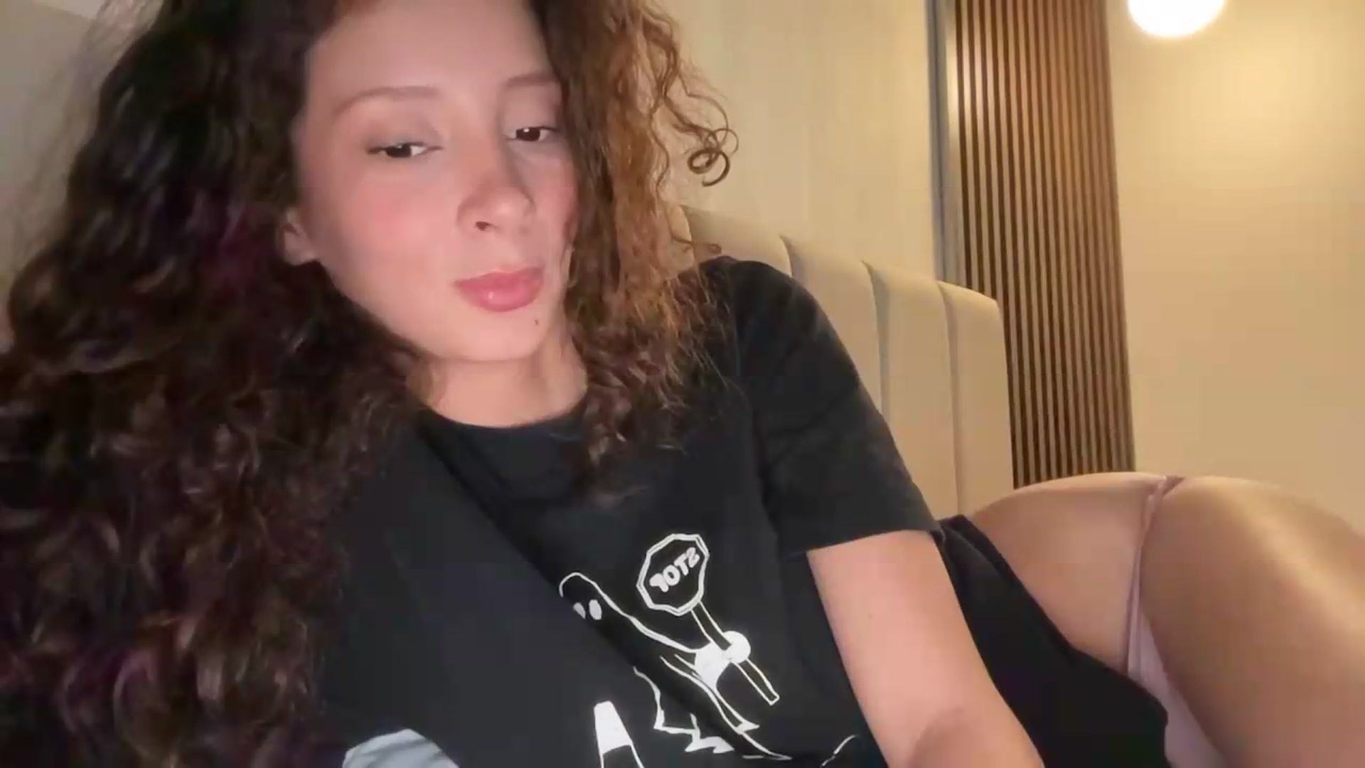 Gallery image thumbnail from SpoiledEllie's myfreecams stream on, 07/04/2026, 05:20 image 5 of 20