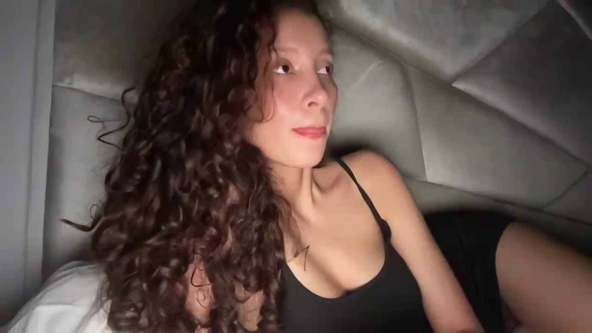 Gallery image thumbnail from SpoiledEllie's myfreecams stream on, 07/10/2026, 01:56 image 4 of 20