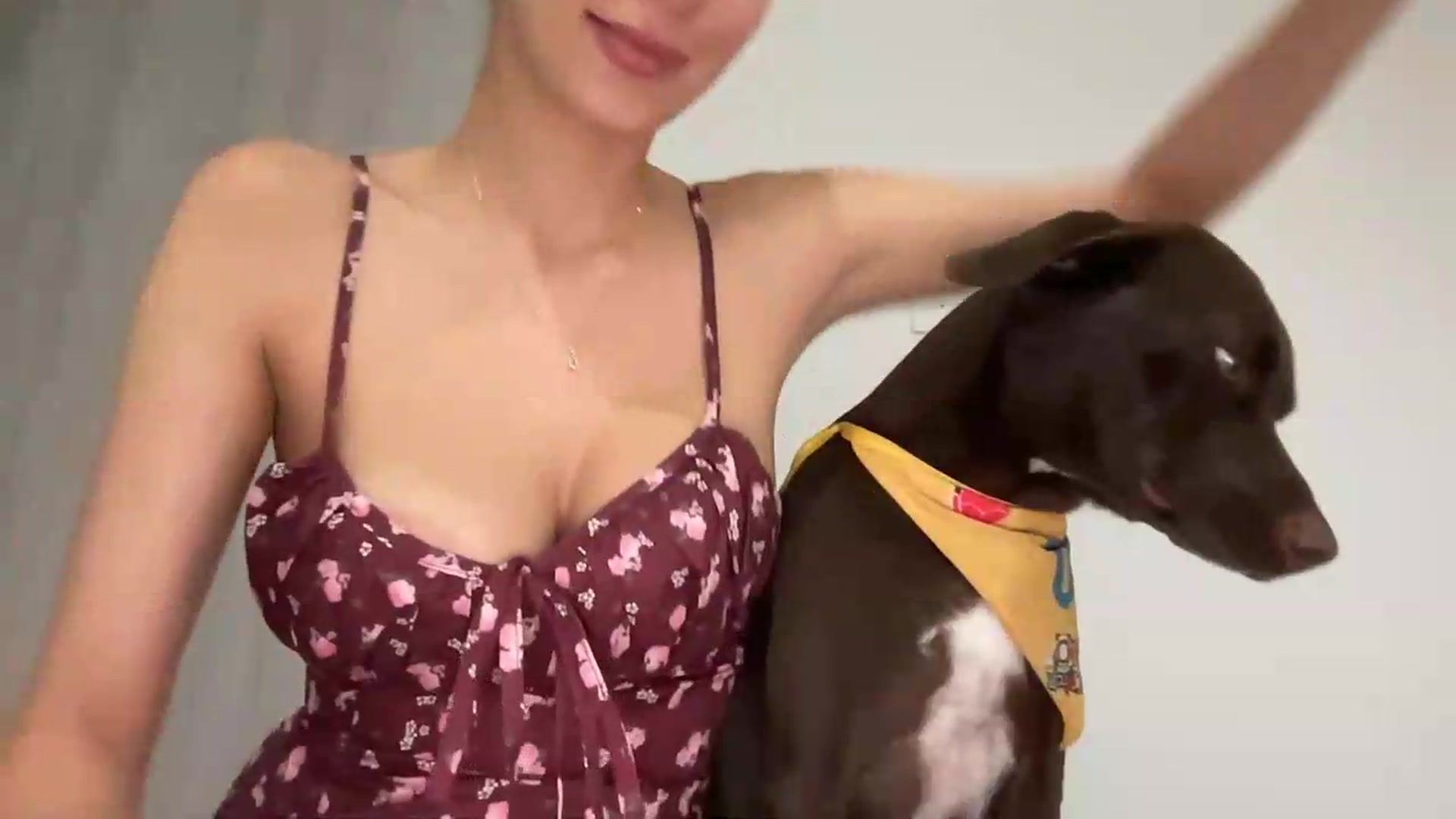 Gallery image thumbnail from SpoiledEllie's myfreecams stream on, 07/16/2026, 04:53 image 9 of 20
