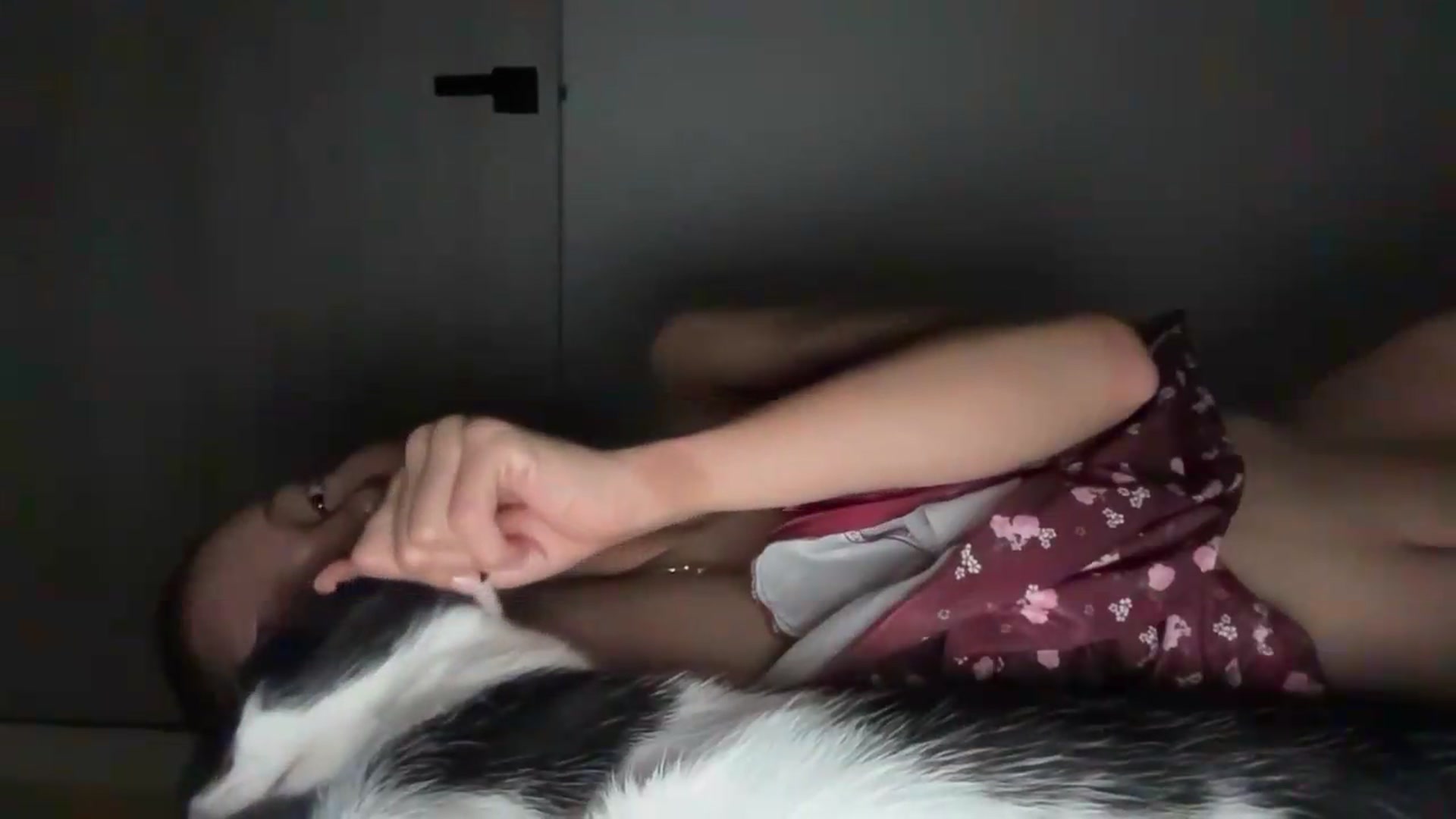 Gallery image thumbnail from SpoiledEllie's myfreecams stream on, 07/16/2026, 07:27 image 18 of 20