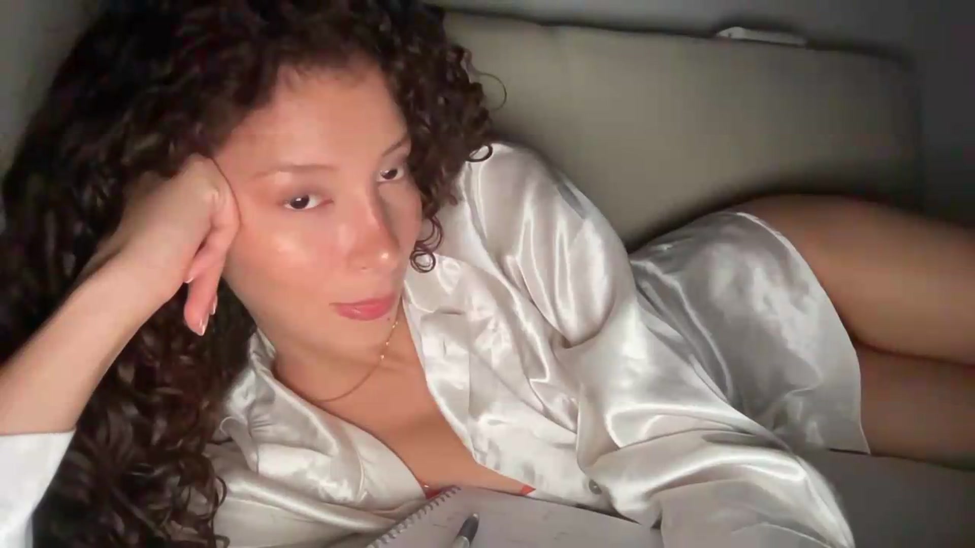 Gallery image thumbnail from SpoiledEllie's myfreecams stream on, 07/17/2026, 06:32 image 2 of 20