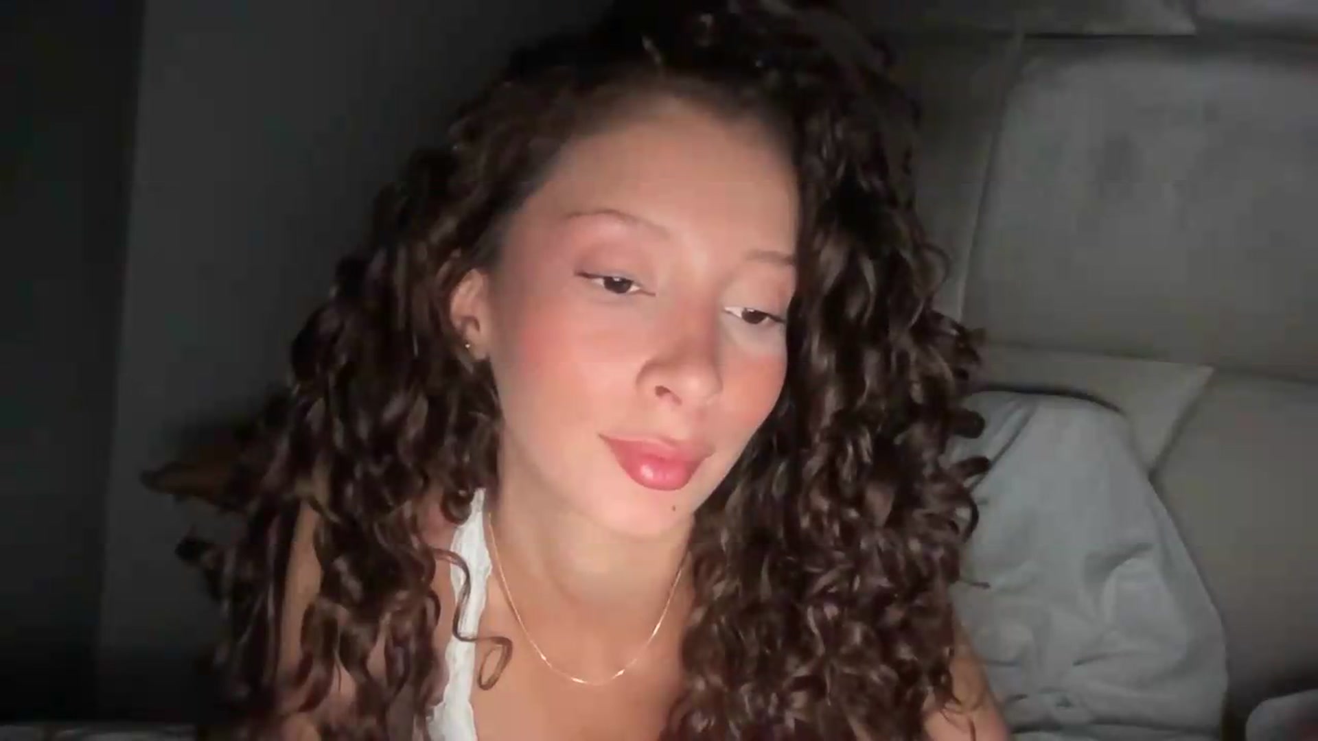 Gallery image thumbnail from SpoiledEllie's myfreecams stream on, 08/12/2026, 02:23 image 2 of 20
