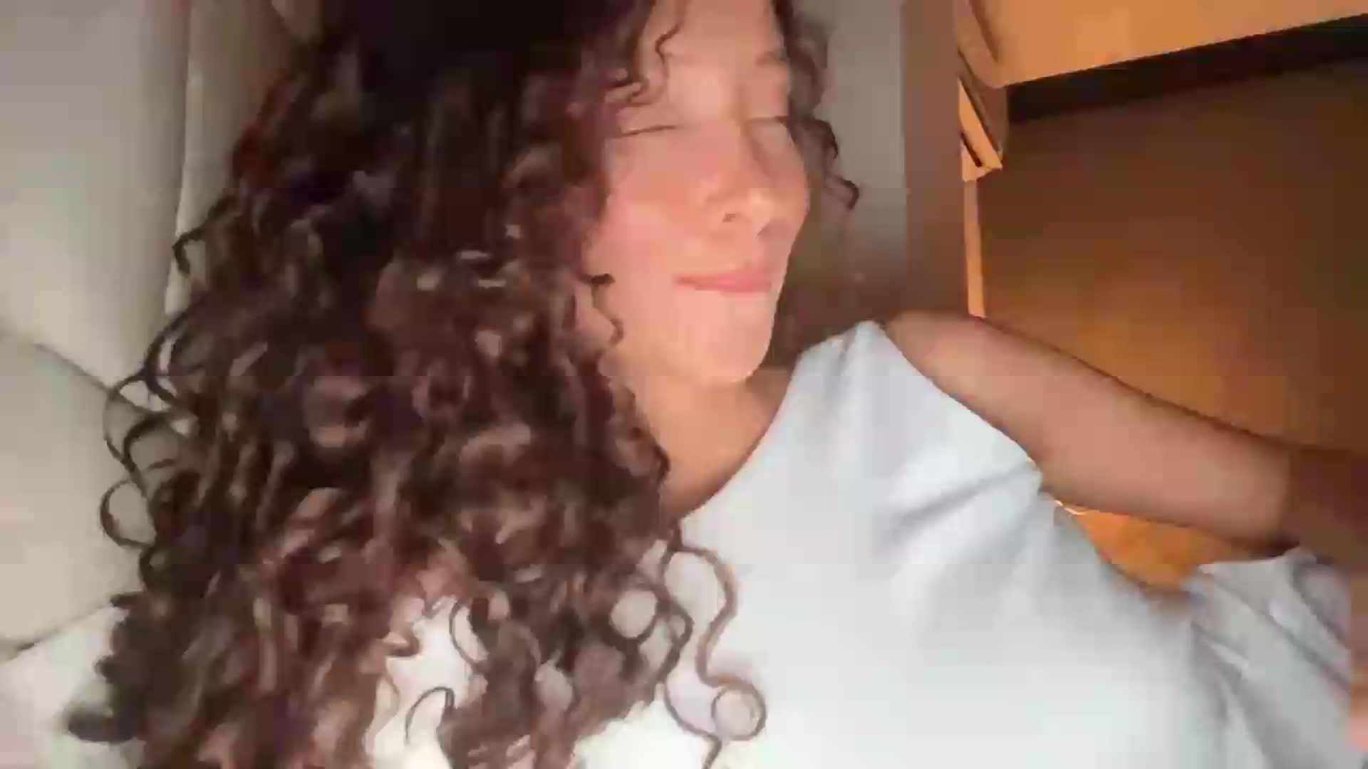 Gallery image thumbnail from SpoiledEllie's myfreecams stream on, 08/27/2026, 05:32 image 12 of 20